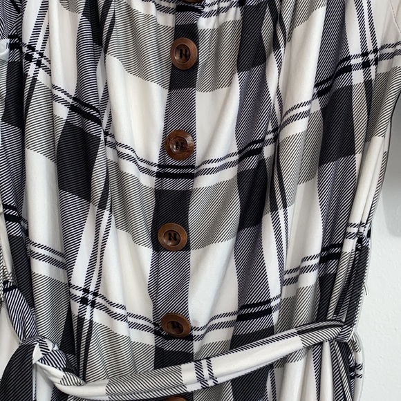 J for Justify super cute plaid dress size 1X - Picture 2 of 5
